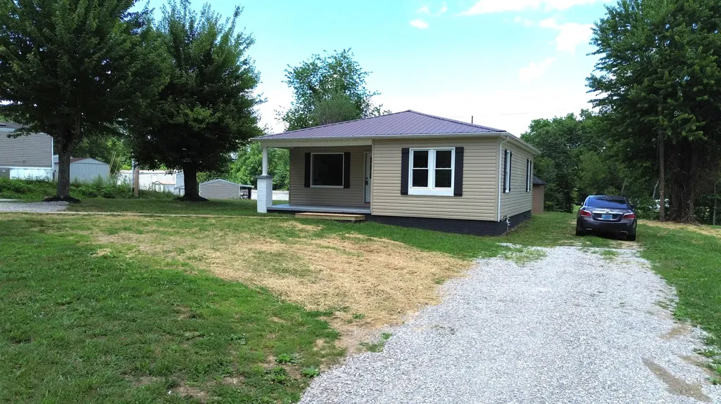 436 Moore Hill Avenue Corbin KY 40701