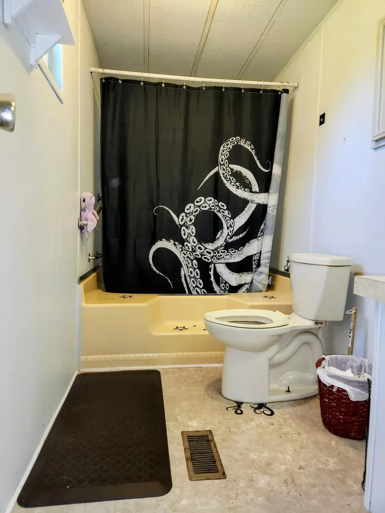 79 White Avenue Stanton KY 40380