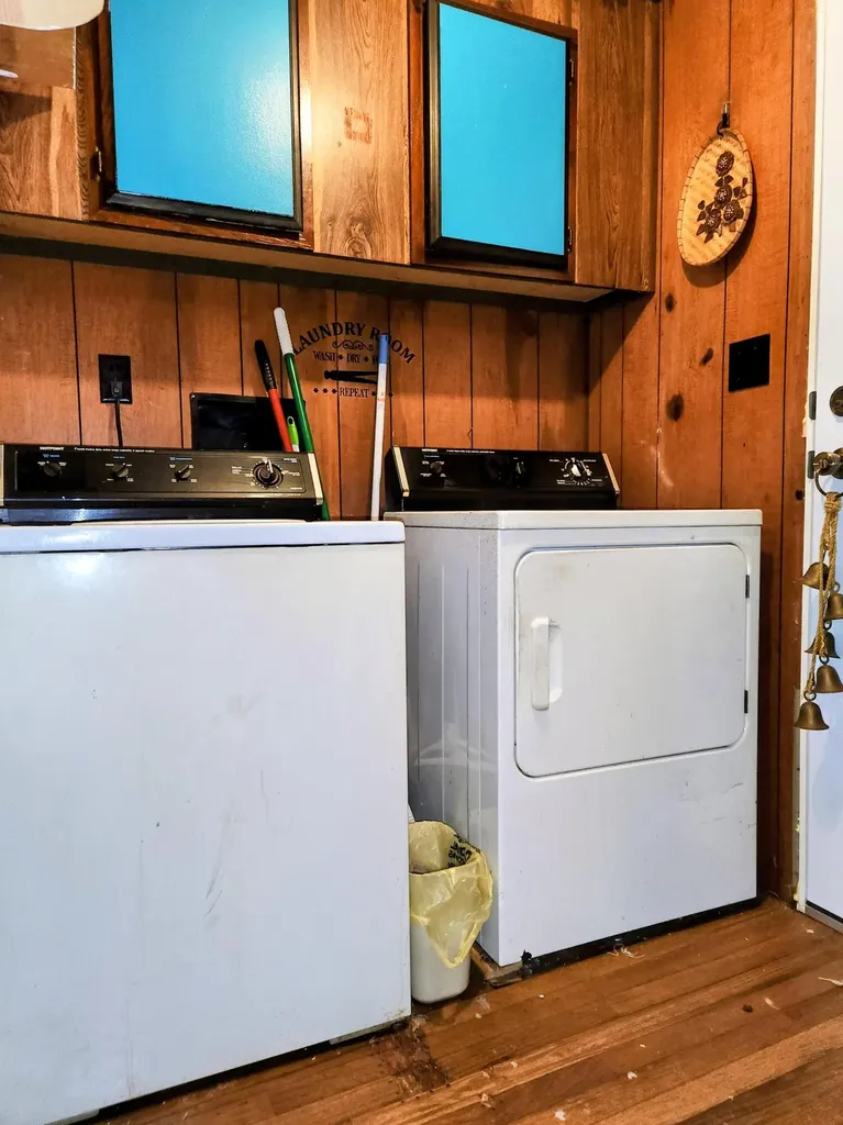 79 White Avenue Stanton KY 40380