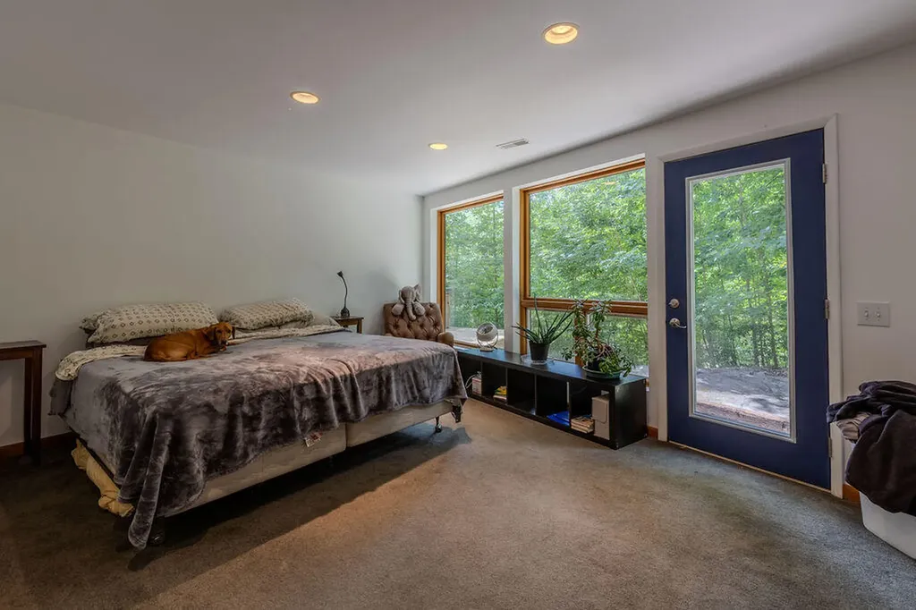 9127 Leatherwood Salt Lick KY 40371