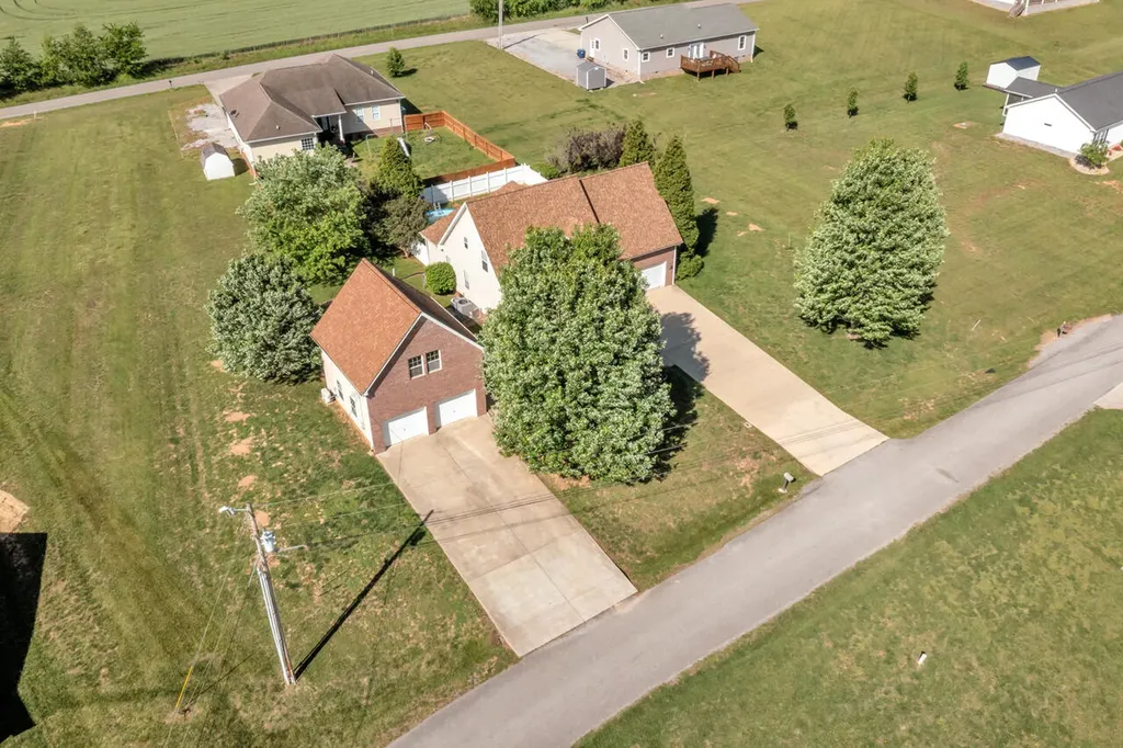 134 Marcal Drive Cadiz KY 42211