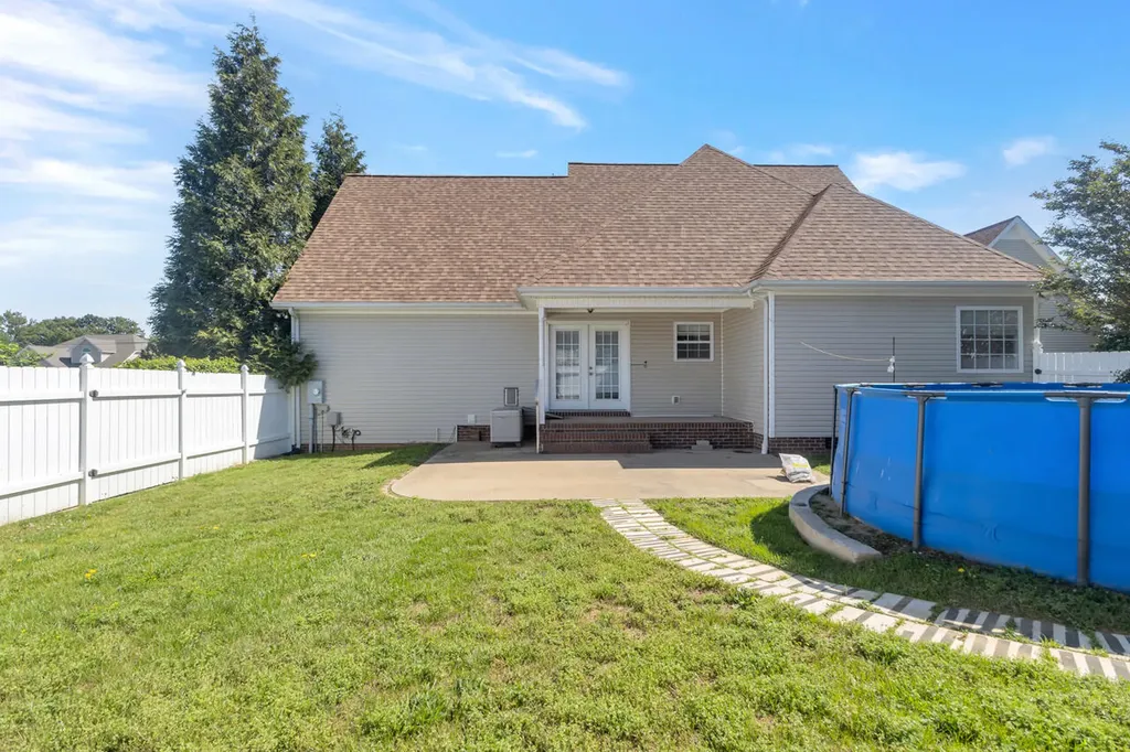 134 Marcal Drive Cadiz KY 42211