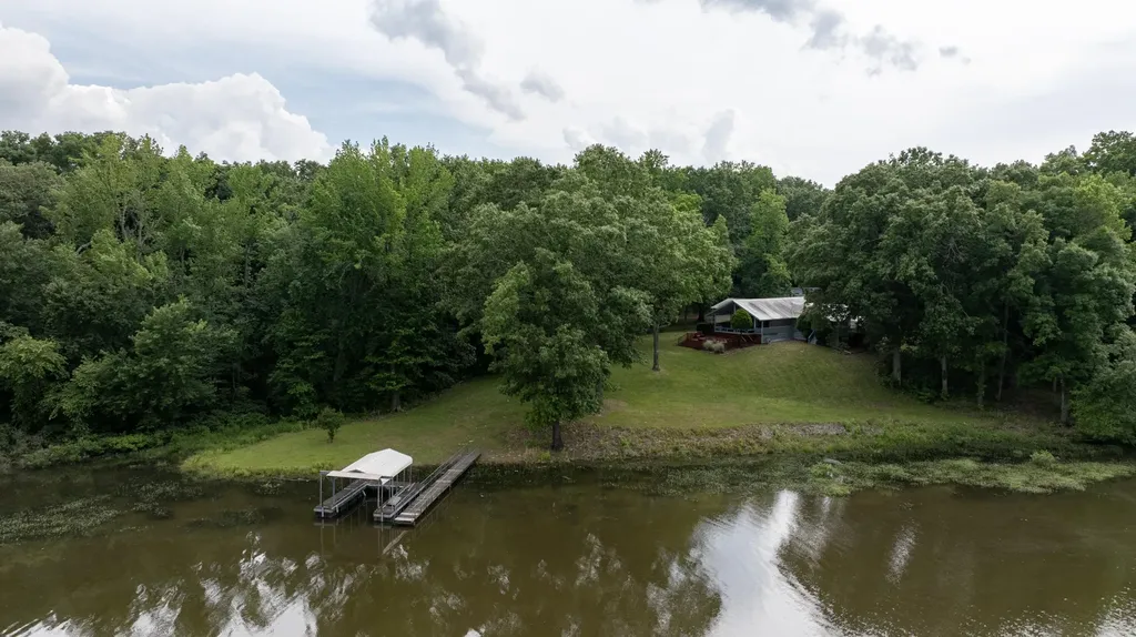 7024 Pottertown Road Murray KY 42071