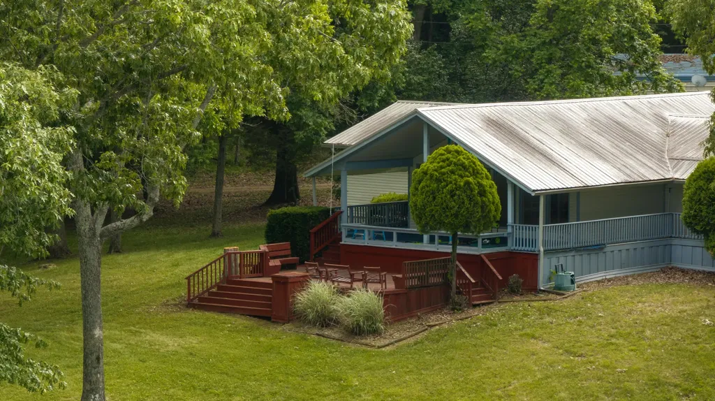7024 Pottertown Road Murray KY 42071
