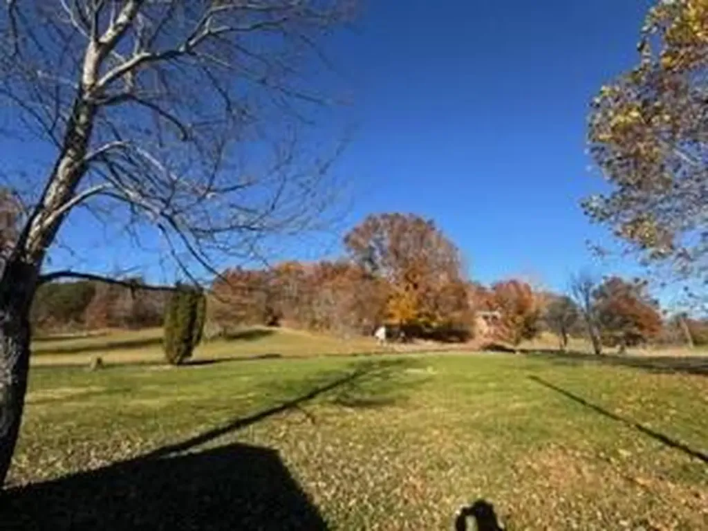3012 Mcneil-corn Creek Road Rockholds KY 40759