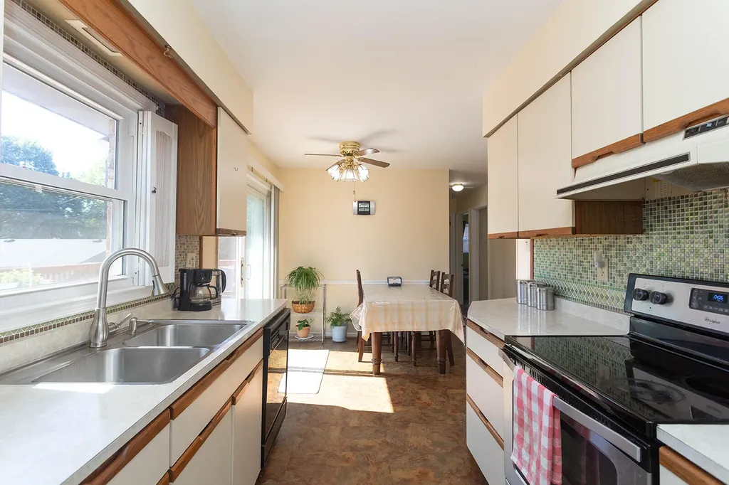 3516 Camelot Drive Lexington KY 40517