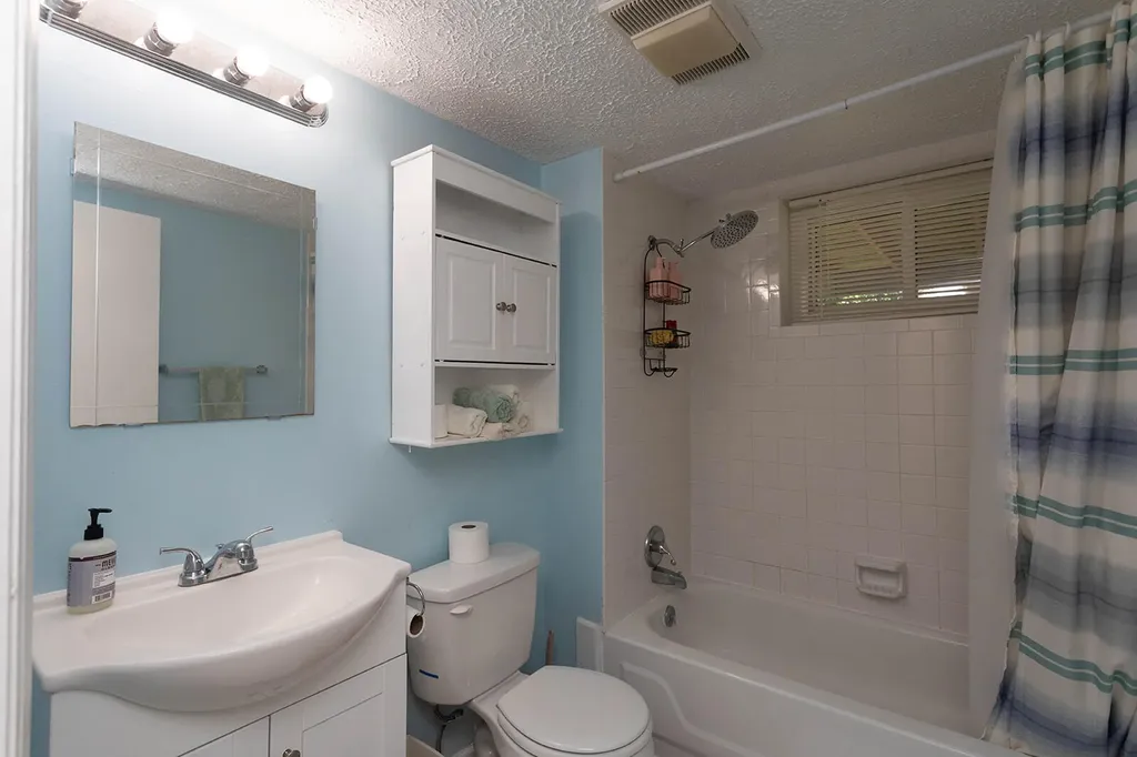 3516 Camelot Drive Lexington KY 40517
