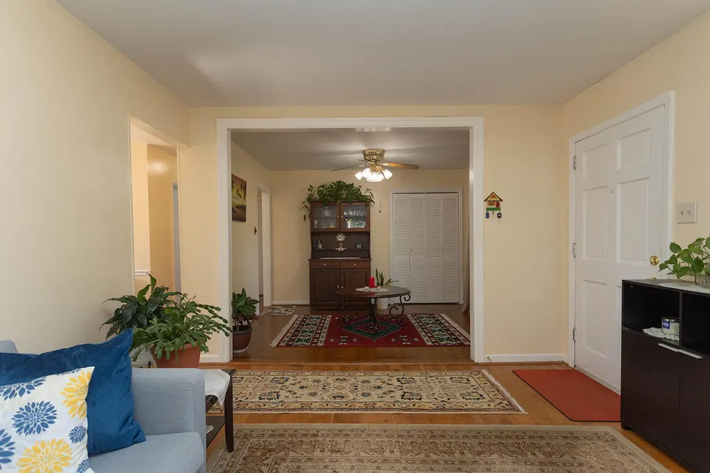 3516 Camelot Drive Lexington KY 40517