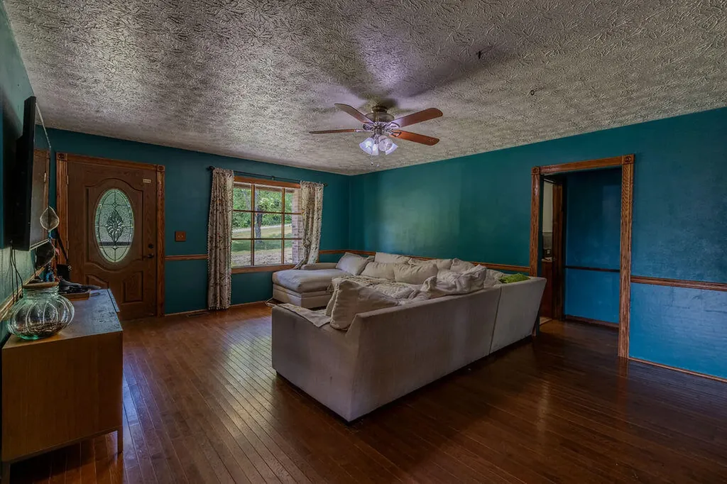 250 Conn Road Morehead KY 40351
