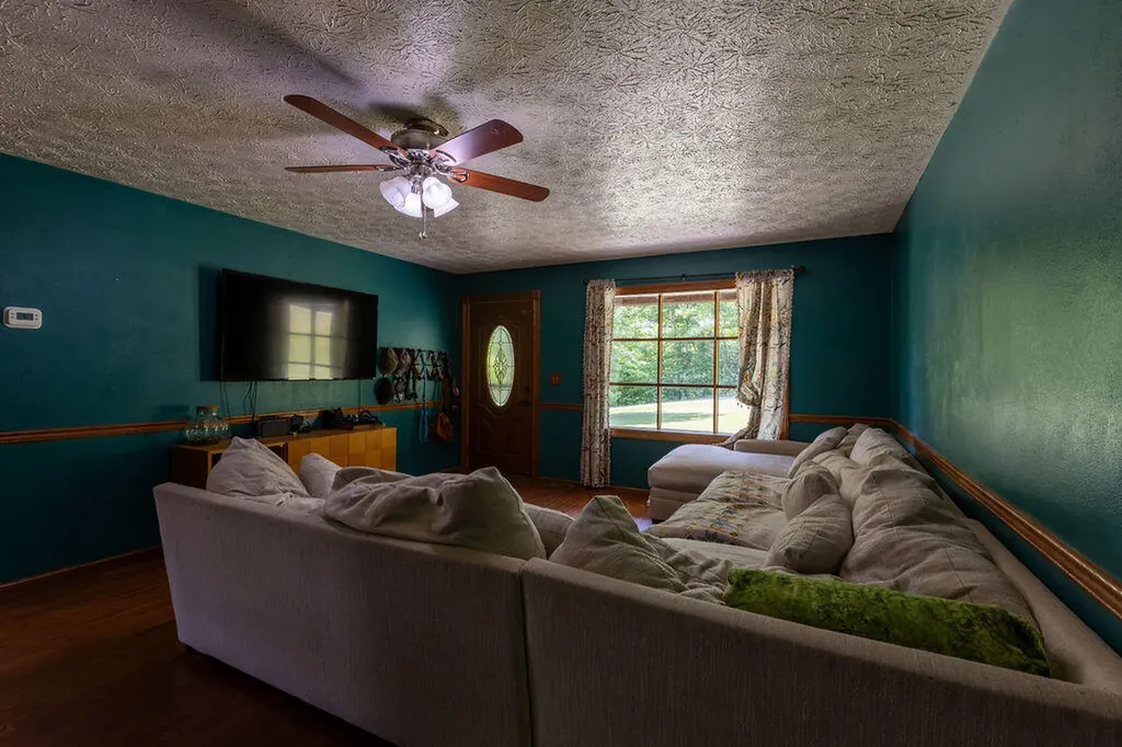 250 Conn Road Morehead KY 40351