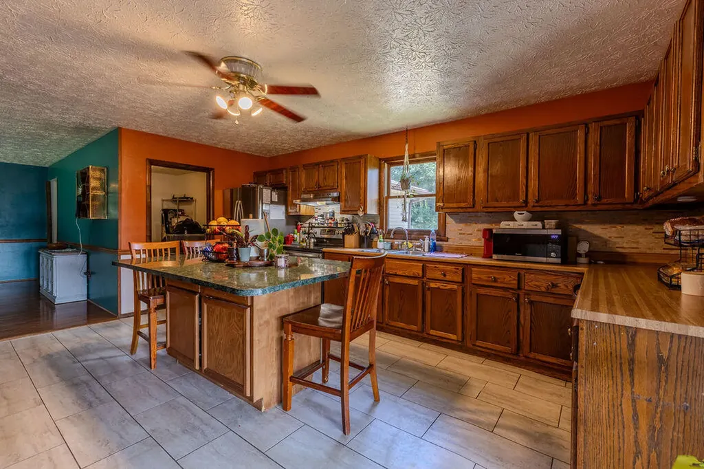 250 Conn Road Morehead KY 40351