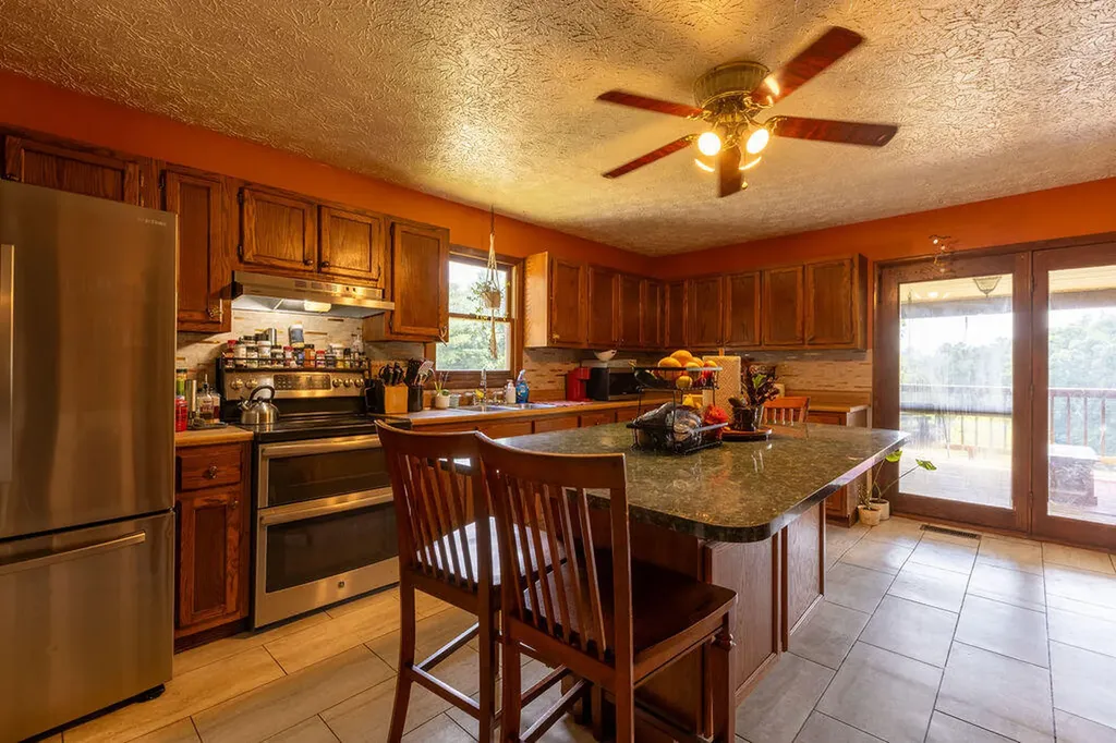 250 Conn Road Morehead KY 40351