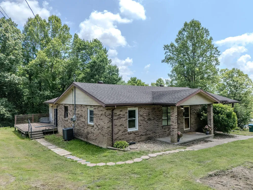 250 Conn Road Morehead KY 40351