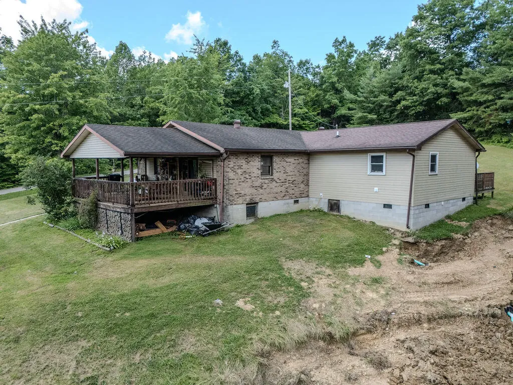 250 Conn Road Morehead KY 40351