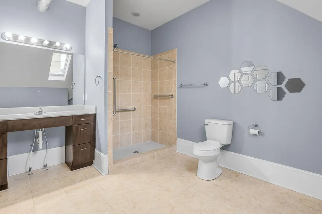 275 S Limestone Lexington KY 40508