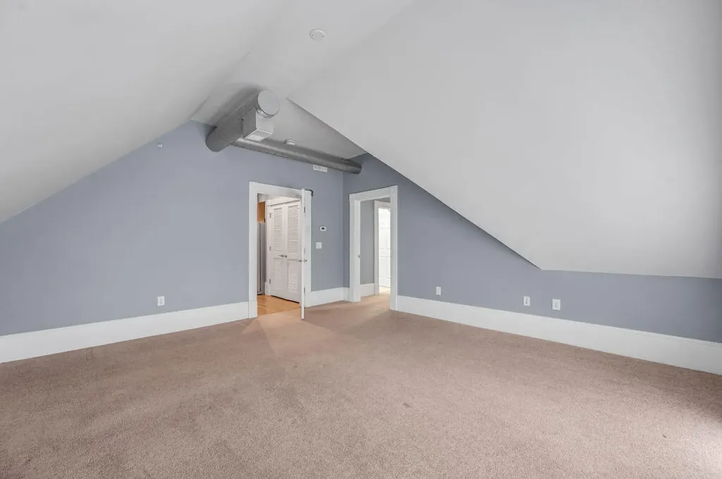 275 S Limestone Lexington KY 40508