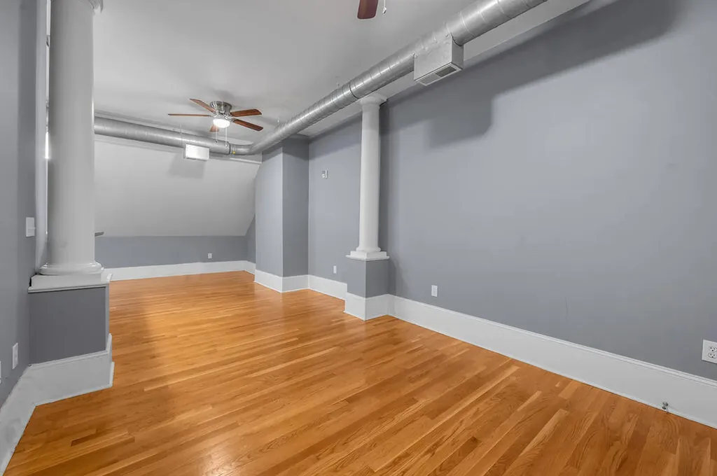 275 S Limestone Lexington KY 40508