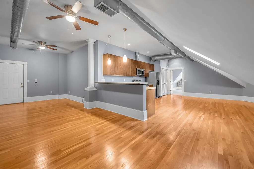 275 S Limestone Lexington KY 40508