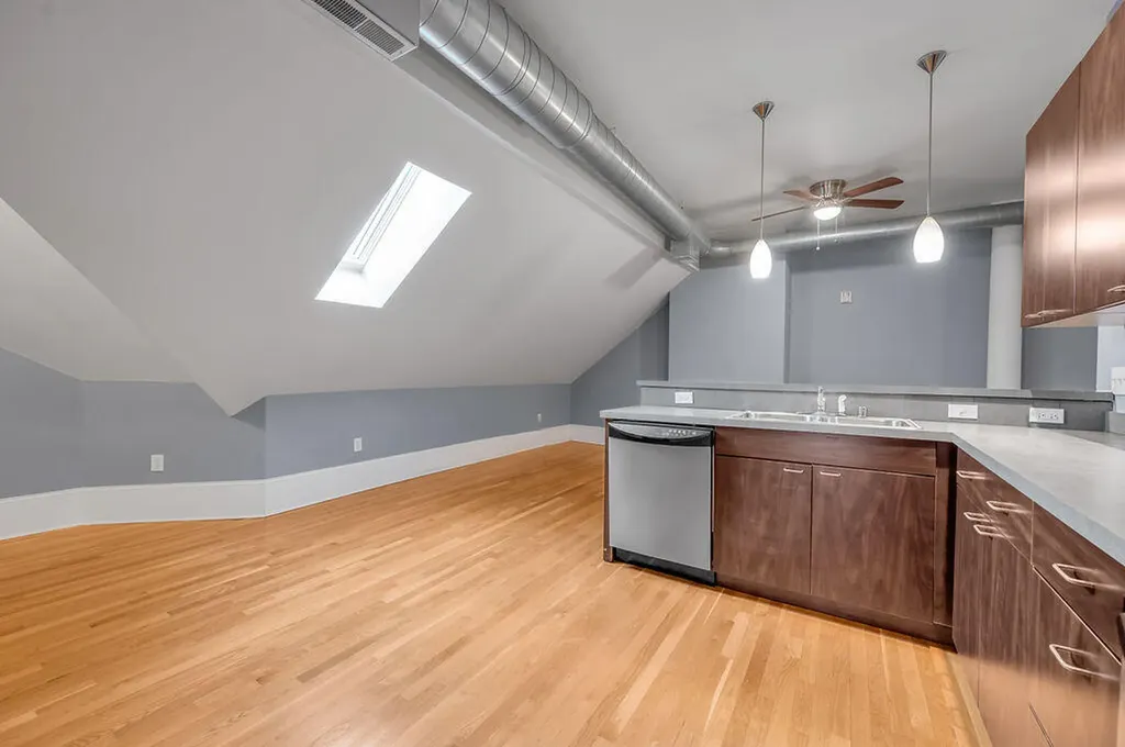 275 S Limestone Lexington KY 40508