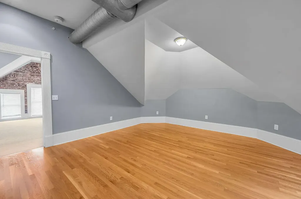 275 S Limestone Lexington KY 40508