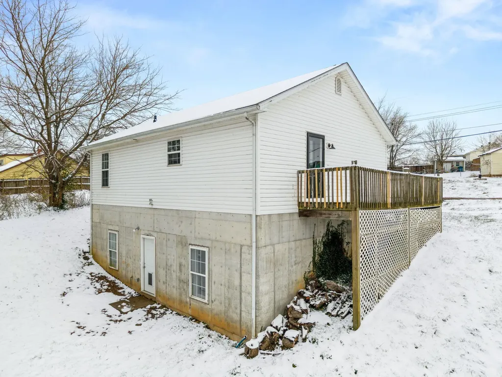 211 Willow Street Mt Sterling KY 40353