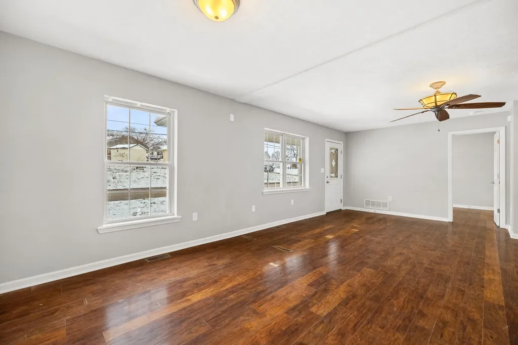 211 Willow Street Mt Sterling KY 40353