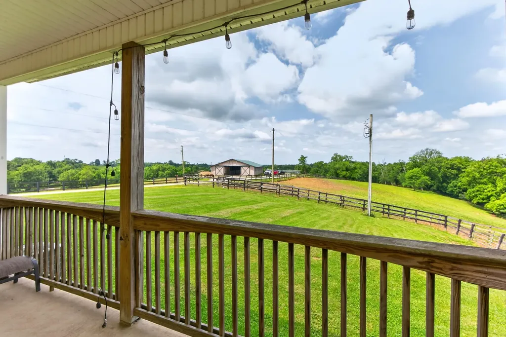 493 Levy Road Paris KY 40361