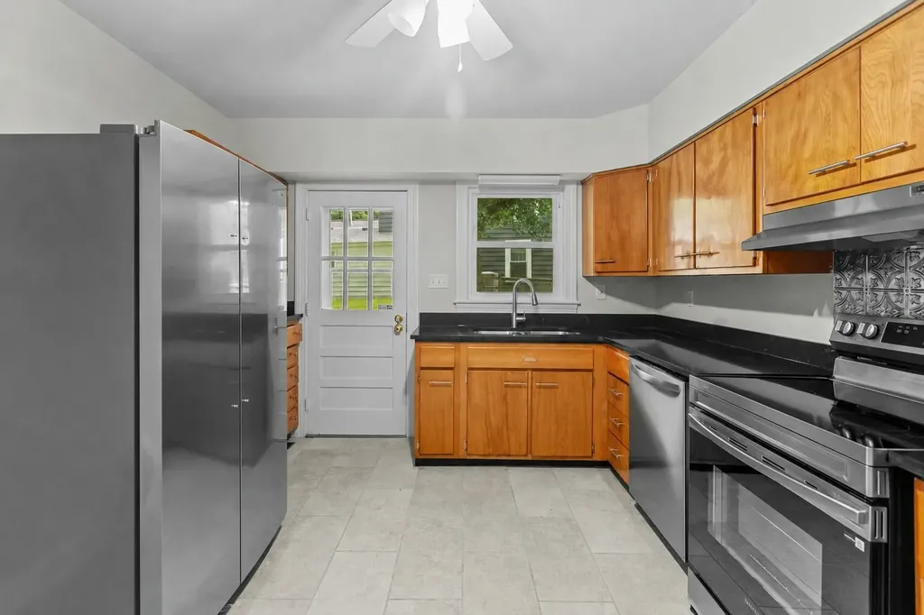 19 Ashmore Drive Frankfort KY 40601