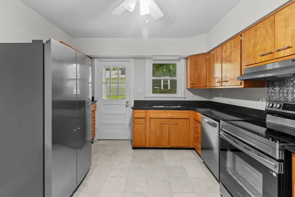 19 Ashmore Drive Frankfort KY 40601