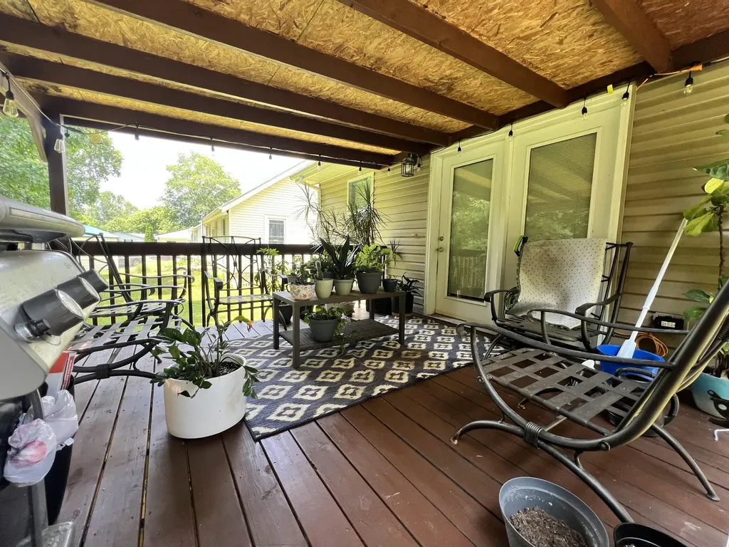 660 Glenn Avenue West Liberty KY 41472