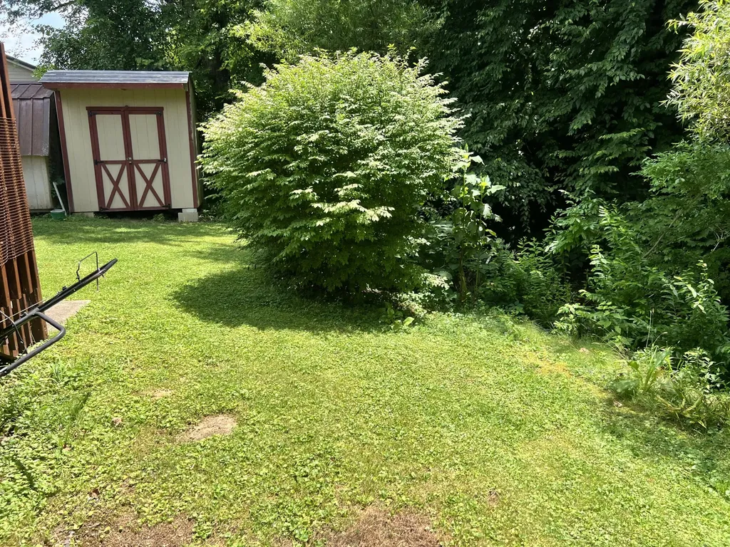660 Glenn Avenue West Liberty KY 41472