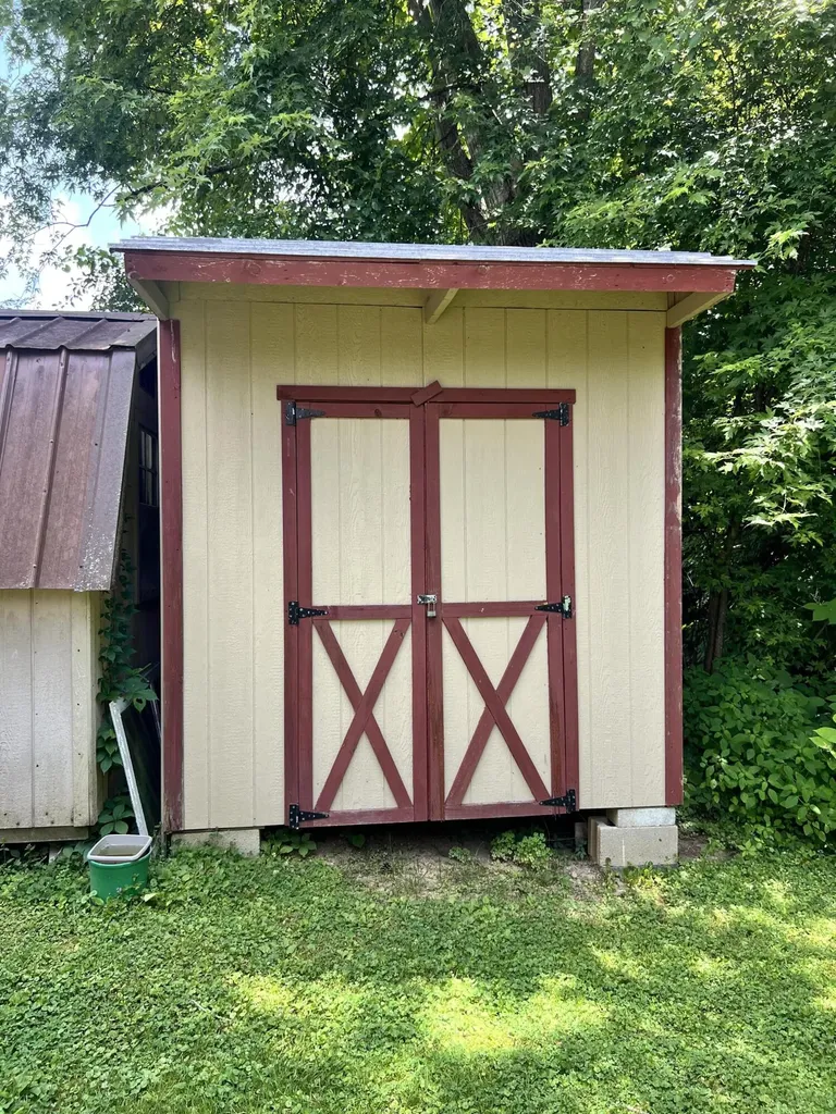 660 Glenn Avenue West Liberty KY 41472