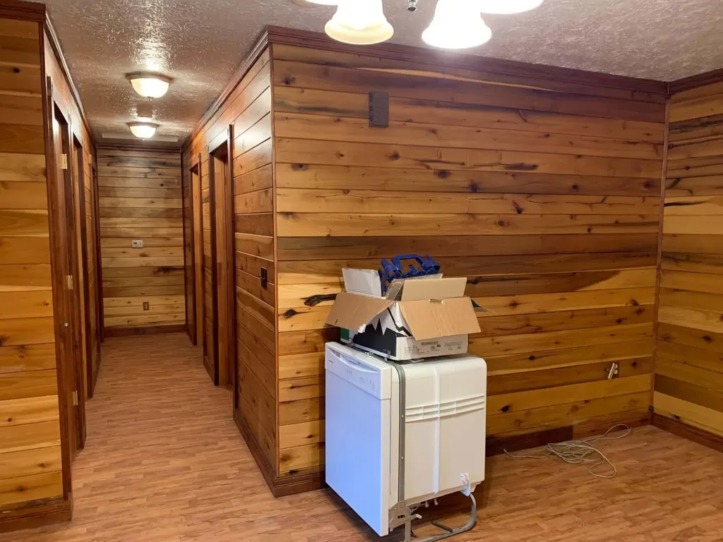 660 Glenn Avenue West Liberty KY 41472