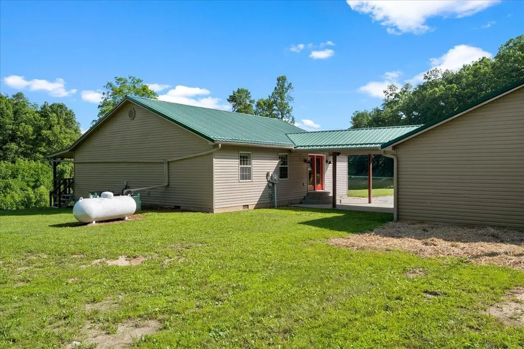 3449 Barkers Branch Road Stanton KY 40380