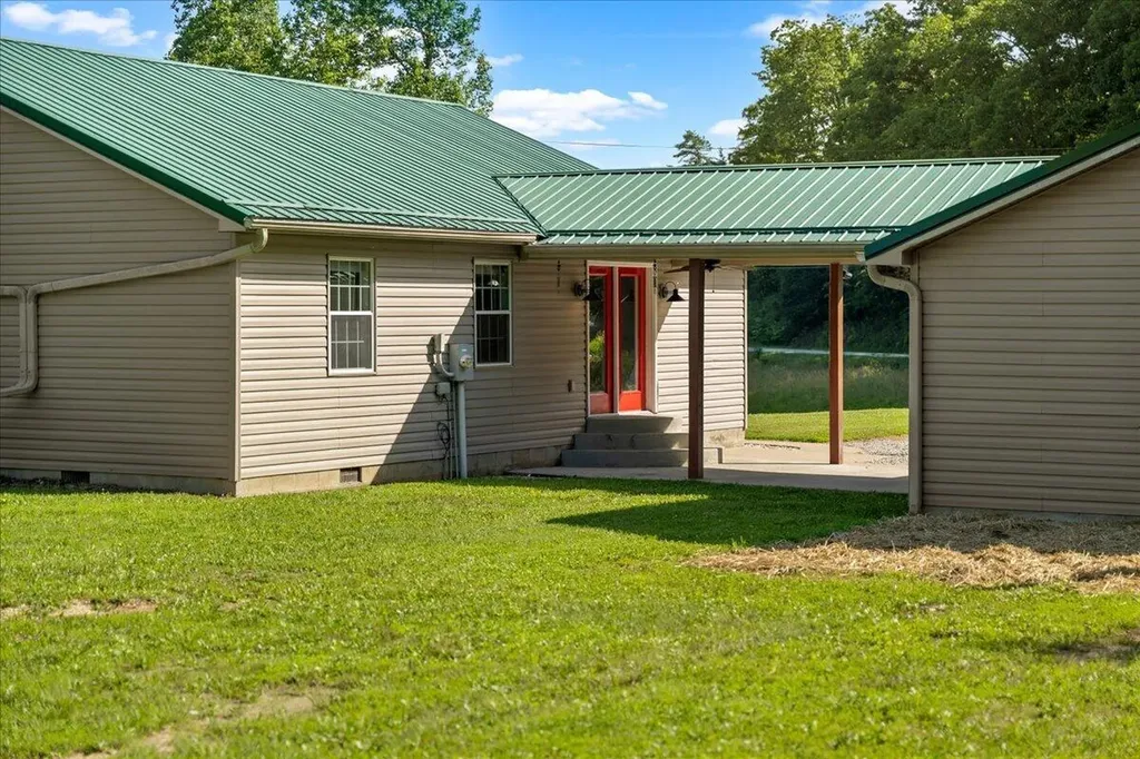 3449 Barkers Branch Road Stanton KY 40380