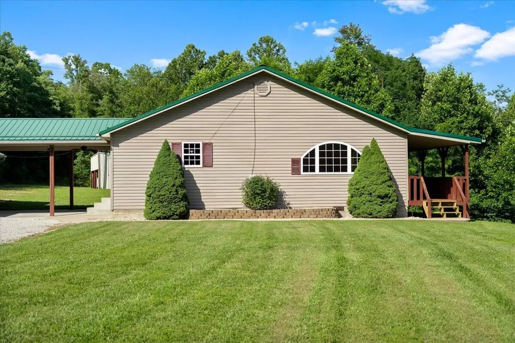 3449 Barkers Branch Road Stanton KY 40380