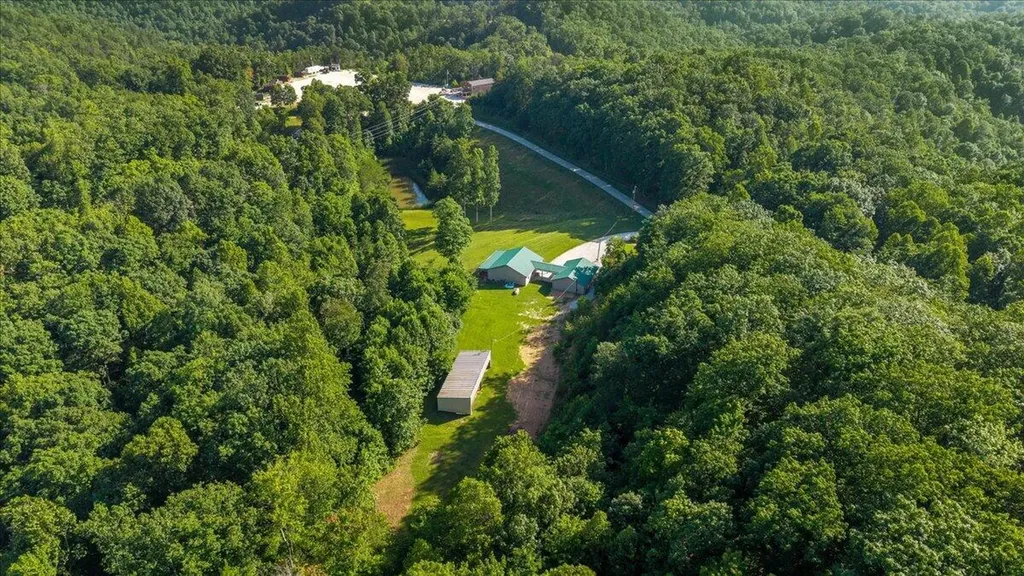 3449 Barkers Branch Road Stanton KY 40380