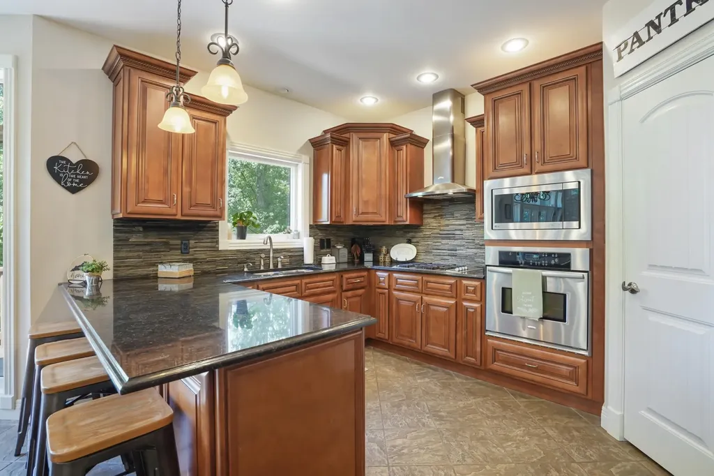 250 Summer Breeze Drive Somerset KY 42503