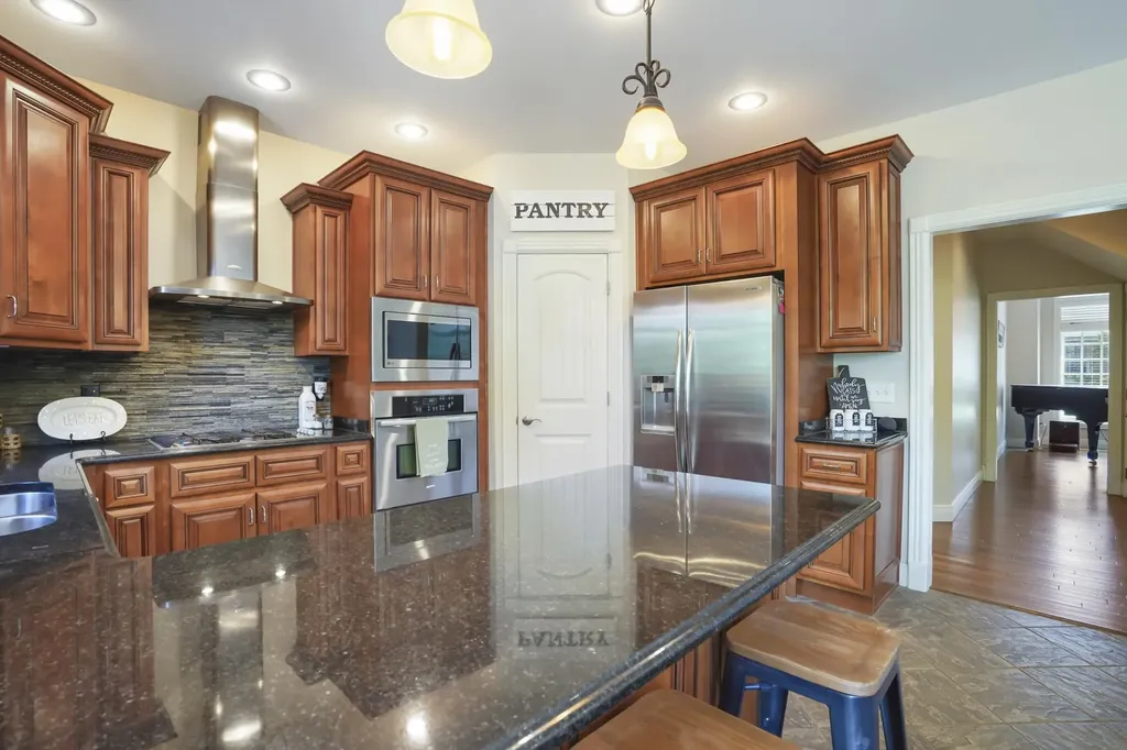 250 Summer Breeze Drive Somerset KY 42503