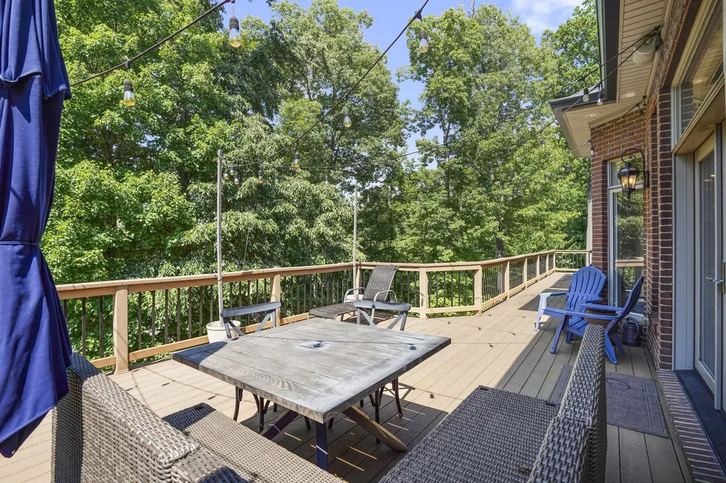 250 Summer Breeze Drive Somerset KY 42503