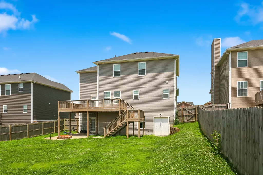 6025 Winning Colors Court Richmond KY 40475