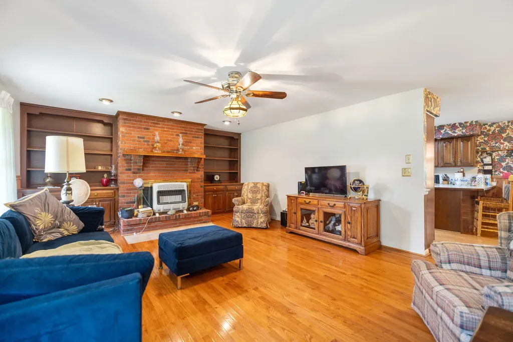 1178 E College Avenue Stanton KY 40380