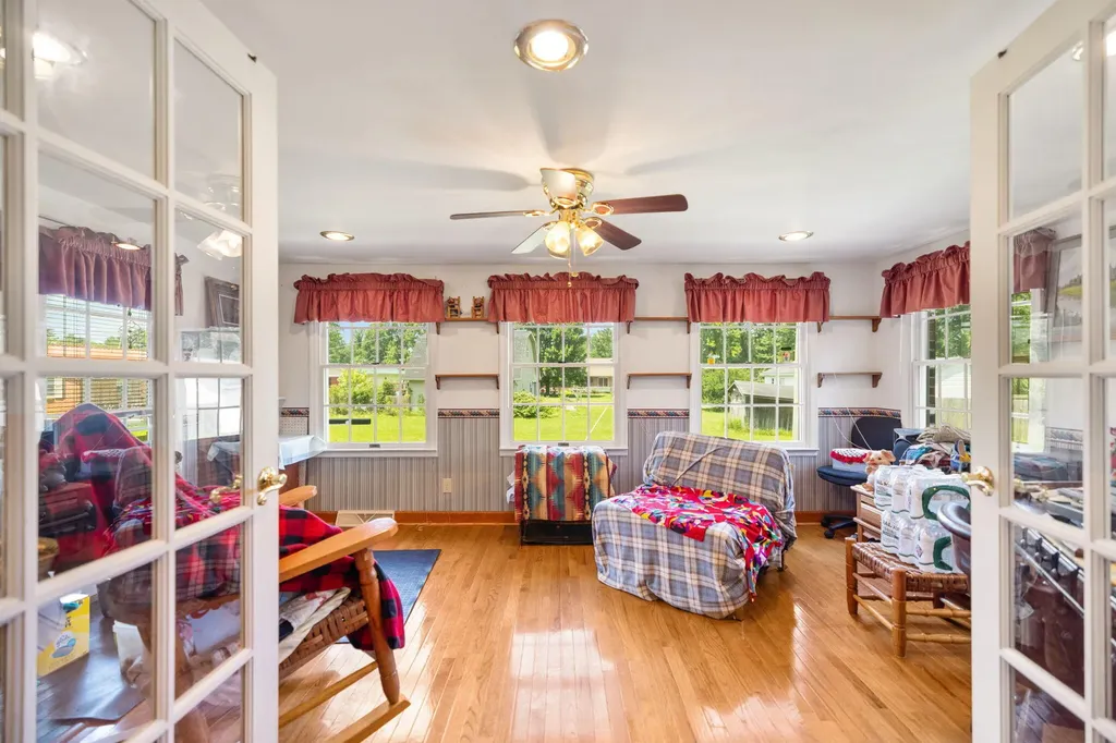 1178 E College Avenue Stanton KY 40380