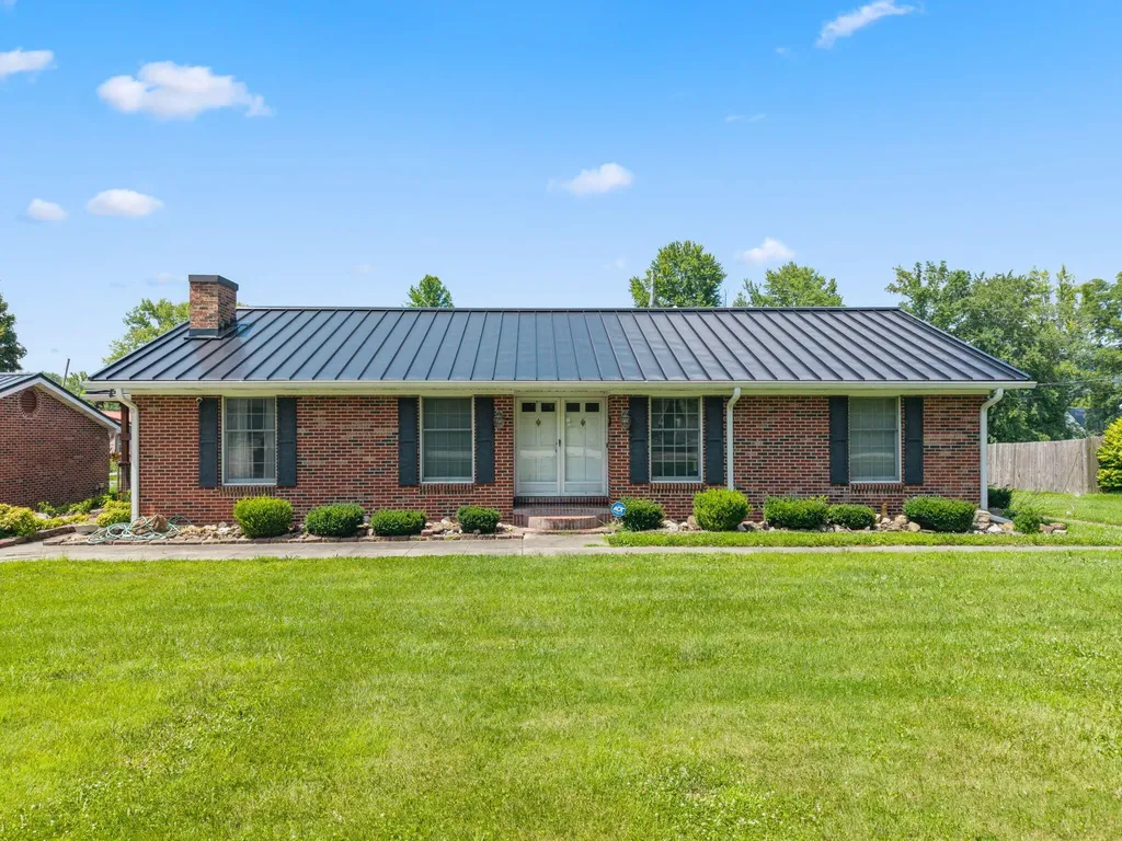 1178 E College Avenue Stanton KY 40380