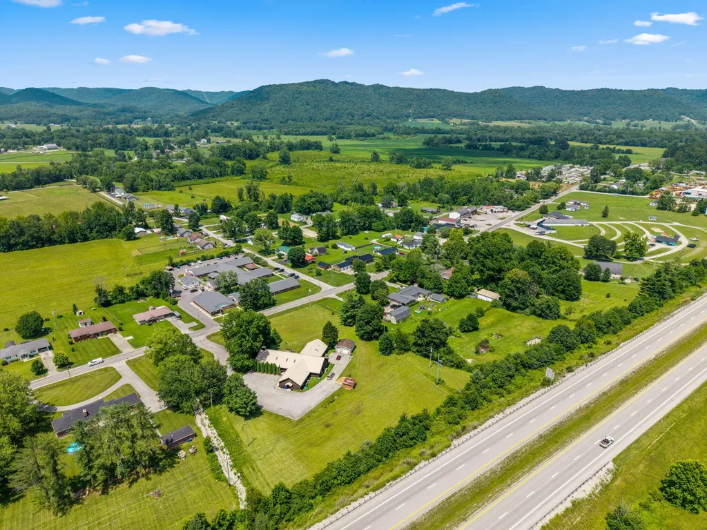 1178 E College Avenue Stanton KY 40380