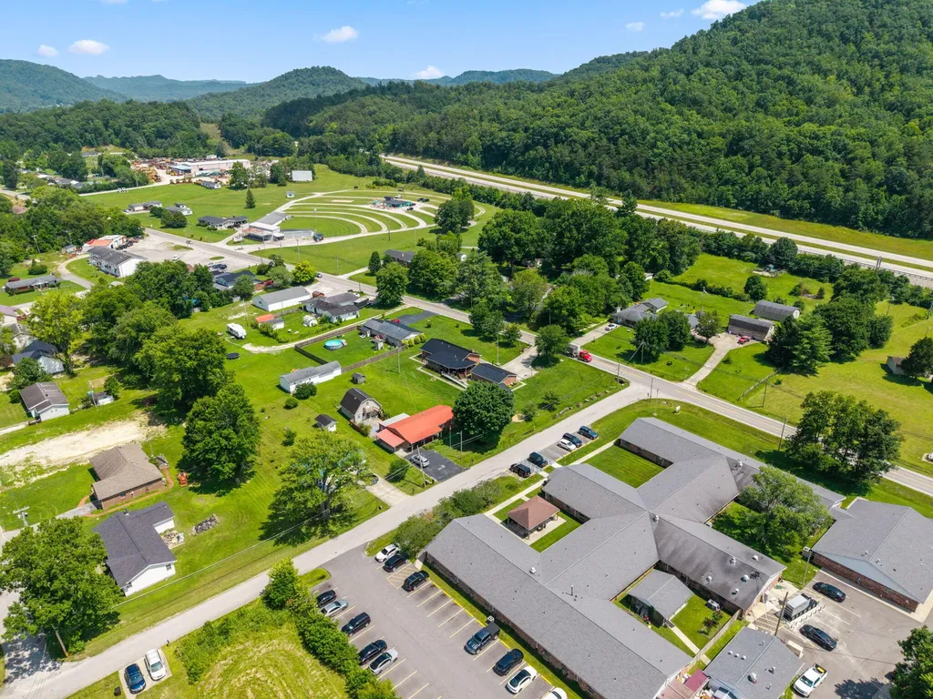 1178 E College Avenue Stanton KY 40380