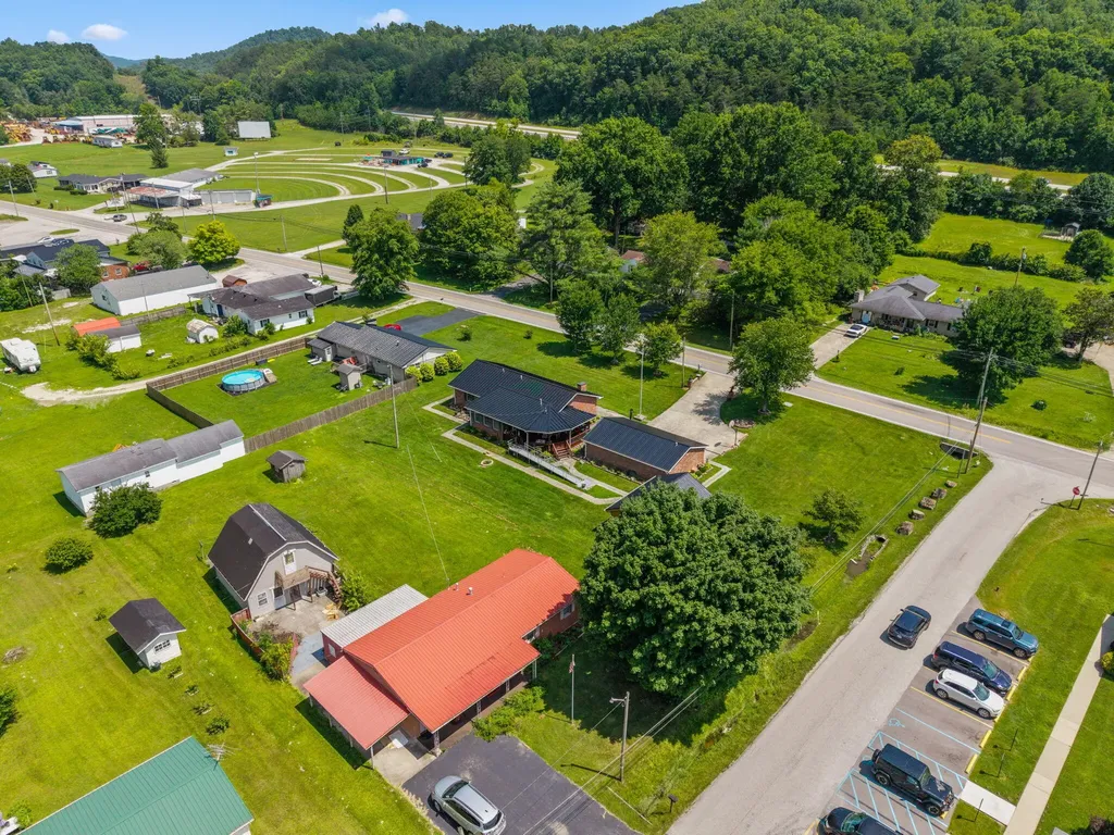 1178 E College Avenue Stanton KY 40380