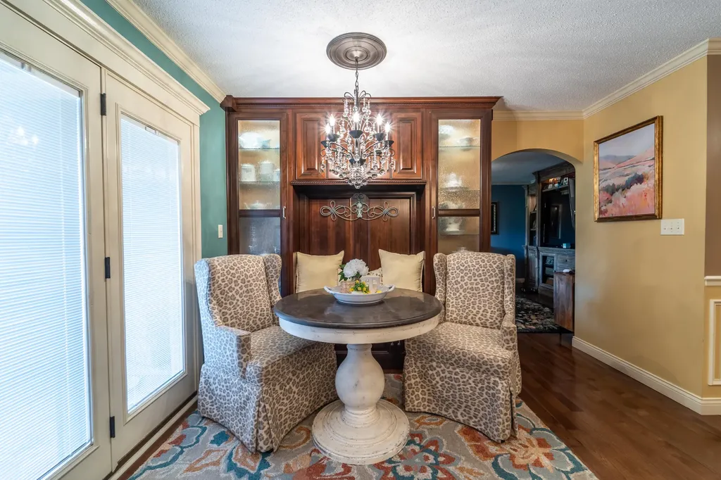 5694 Scaffold Cane Road Mt Vernon KY 40456