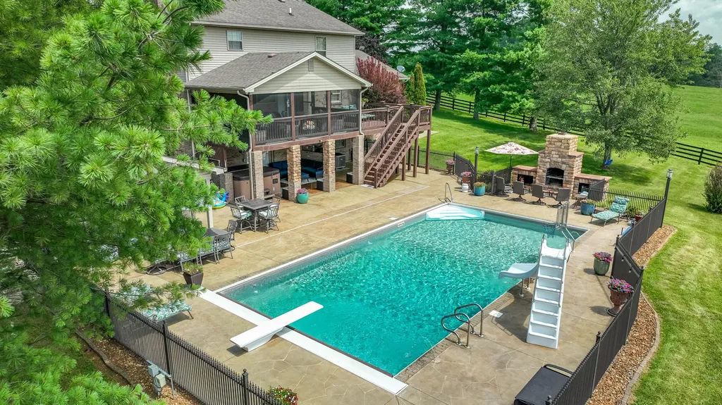 5694 Scaffold Cane Road Mt Vernon KY 40456