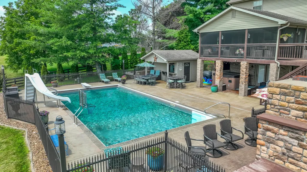 5694 Scaffold Cane Road Mt Vernon KY 40456